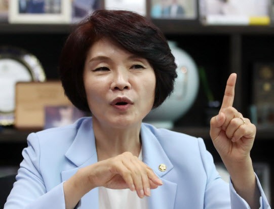 한정애 정책위의장