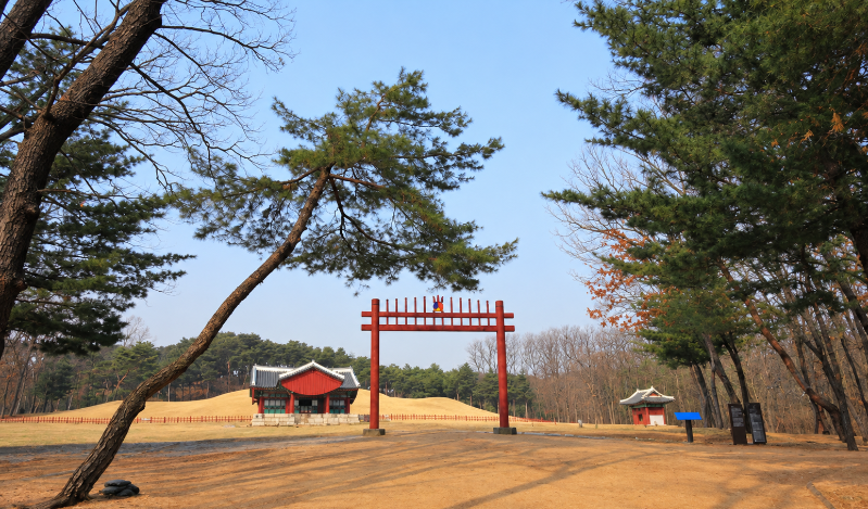 정조와 효의왕후 건릉 전경