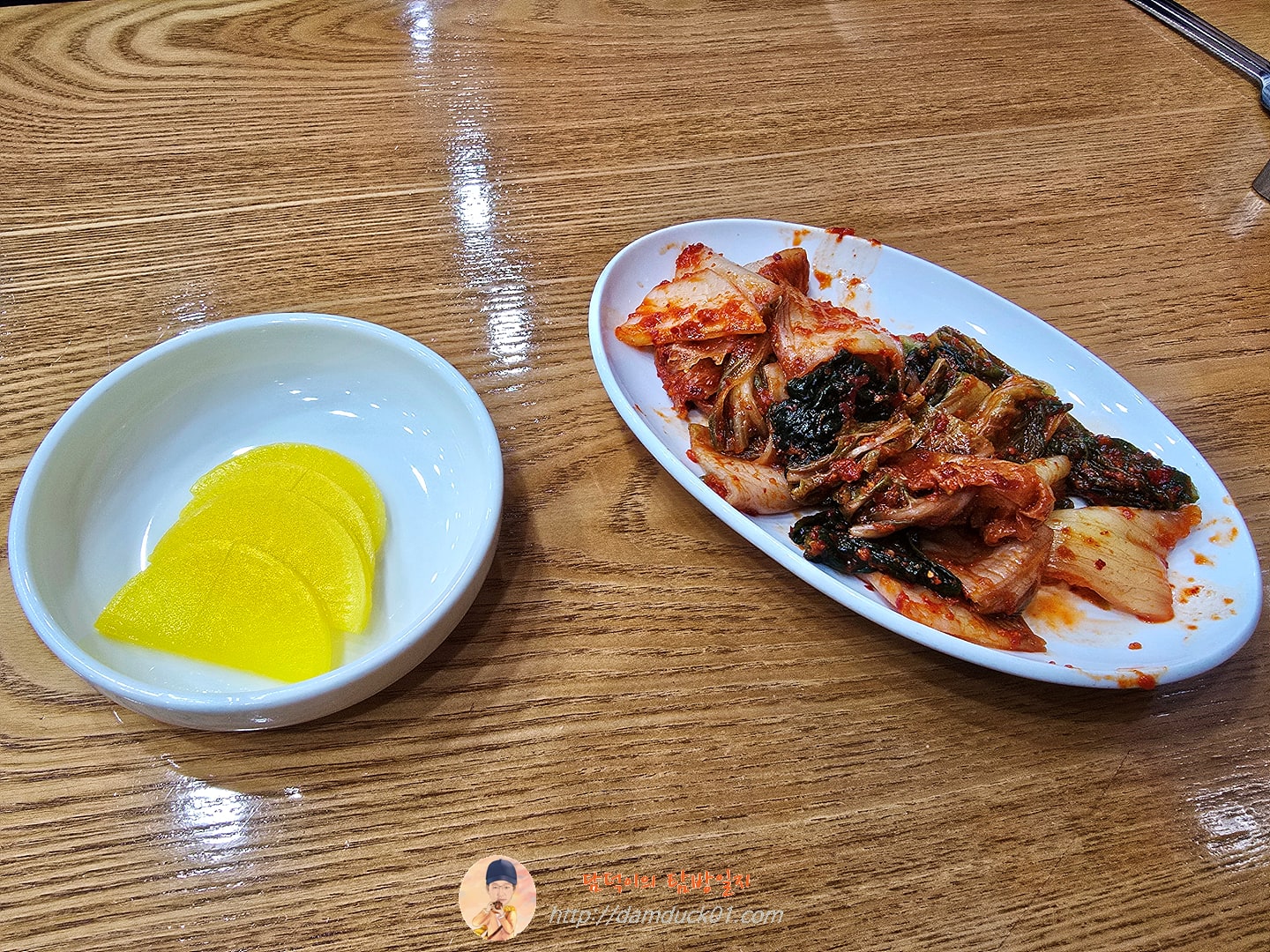 락빈칼국수 반찬