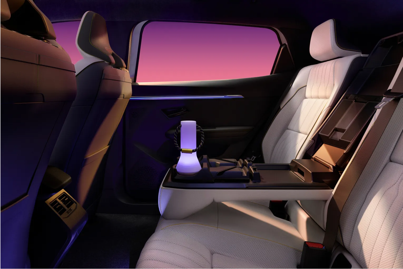 르노 세닉 이미지