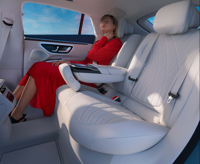 벤츠-EQS-뒷좌석