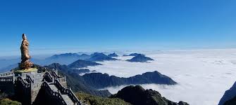 하늘이 허락해야 볼수 있는 곳 판시판 정상(Fansipan Peak) 사진