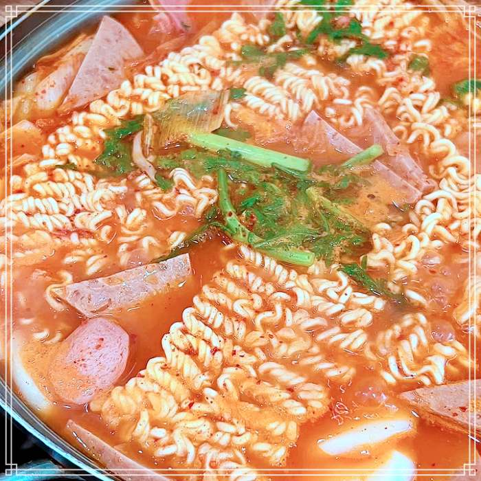 이만기 동네한바퀴 용산, 이촌, 서빙고 2대째 이어오는 모둠 스테이크, 부대찌개 맛집