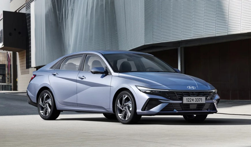 아반떼 자동차 이미지