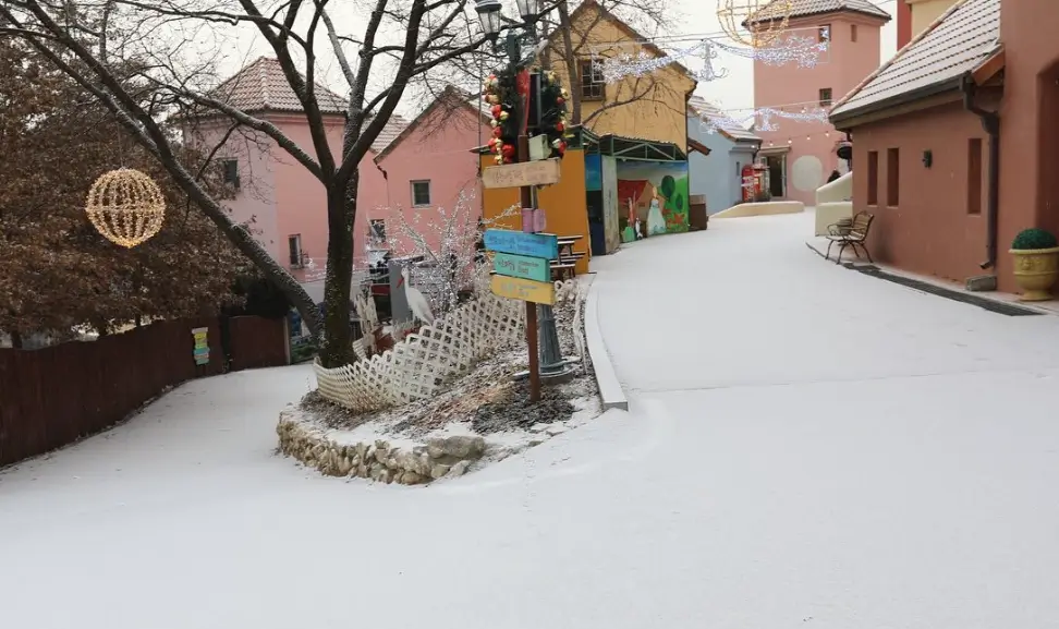 겨울 여행지 추천 쁘띠프랑스