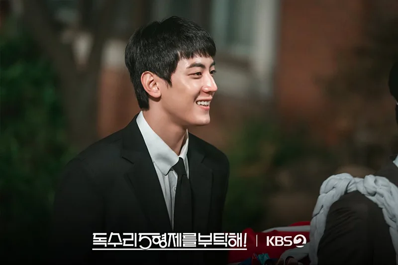 독수리 5형제를 부탁해!에서 오강수 역을 맡은 이석기