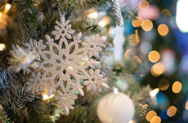 따뜻한 연말 영화 사진