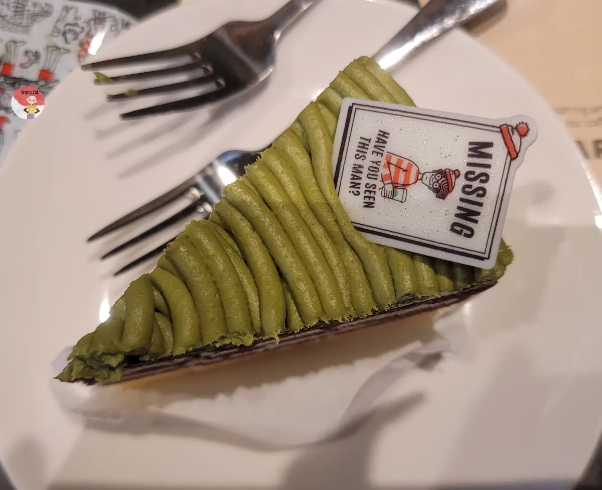 명동중앙로점-스타벅스-월리-마차 -가나슈-케이크