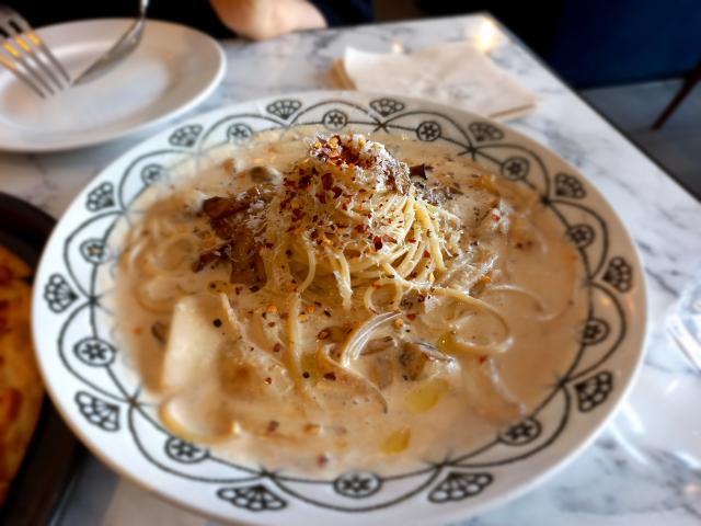 롤링파스타 트러플크림파스타