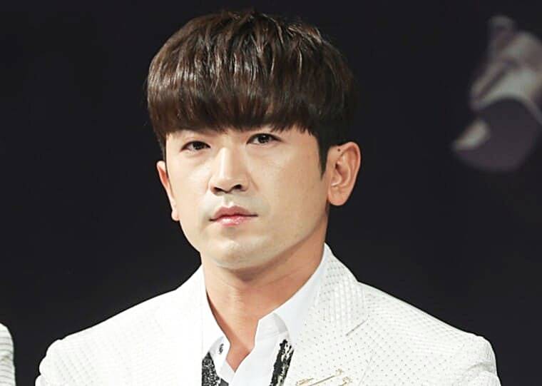 가수-이민우