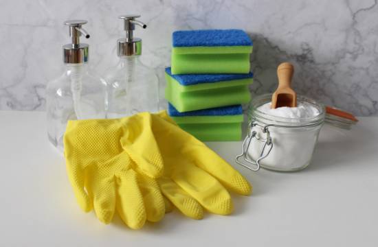 장마철 곰팡이 제거 방법