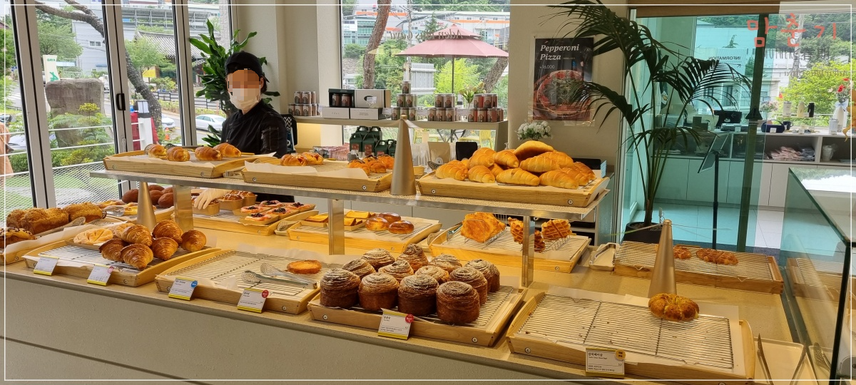 아덴플러스가야점-베이커리존-브래드류