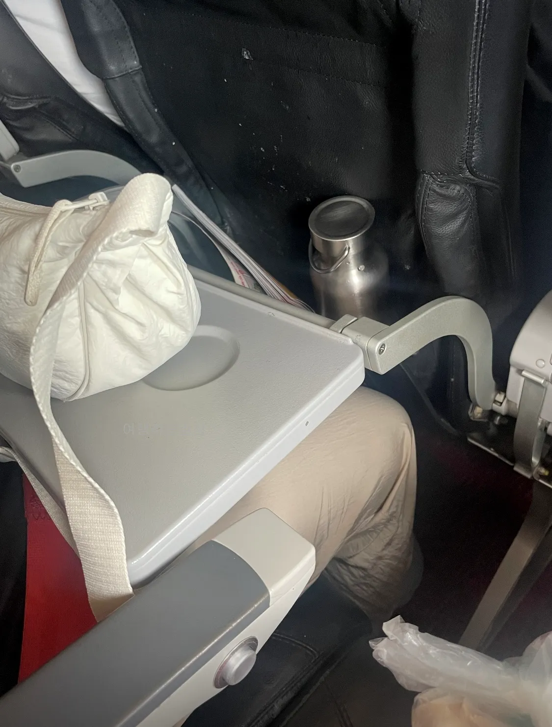 나트랑-인천공항-제1터미널-비엣젯-왕복이용-VJ838-일반석-후기-및-좌석공간