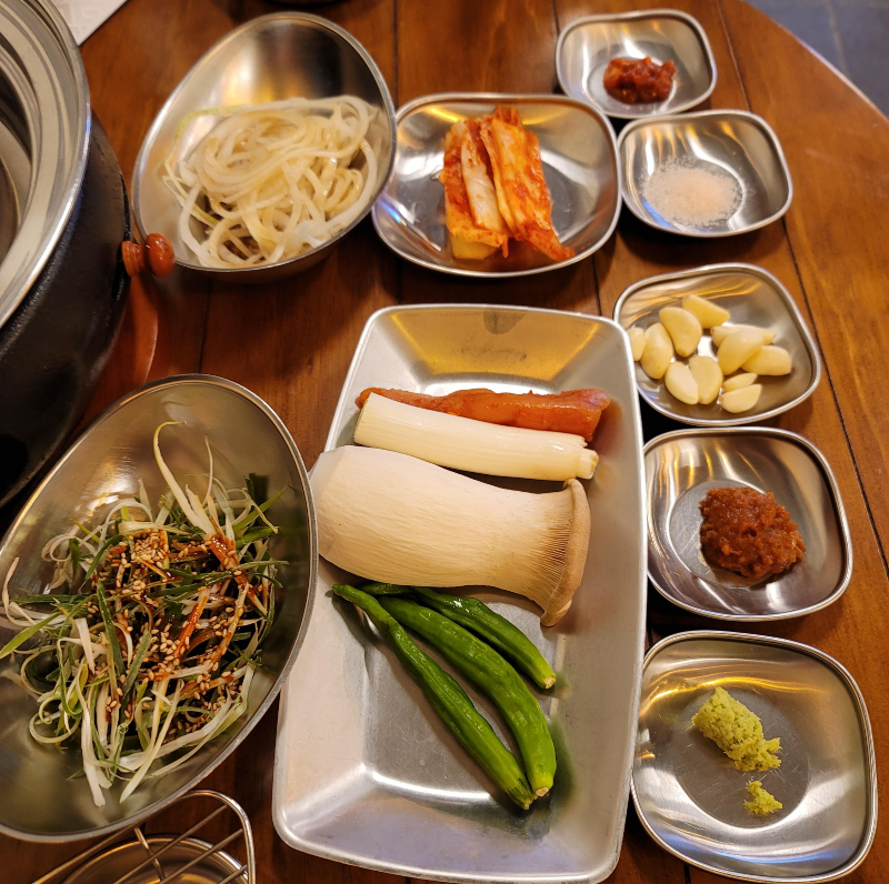 화포집 기본 상차림