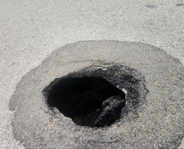 싱크홀: 도심 속 보이지 않는 위협과 그 해결책