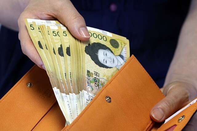 이재명 정부 출범 : 전 국민 대상 25만 원 민생회복지원금 지급