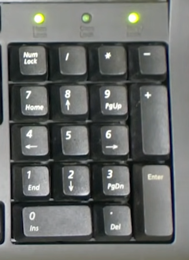 오른쪽의 숫자 키패드