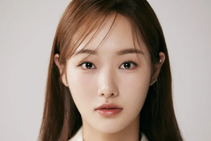 피라미드 게임에서 라해준 역의 손지영