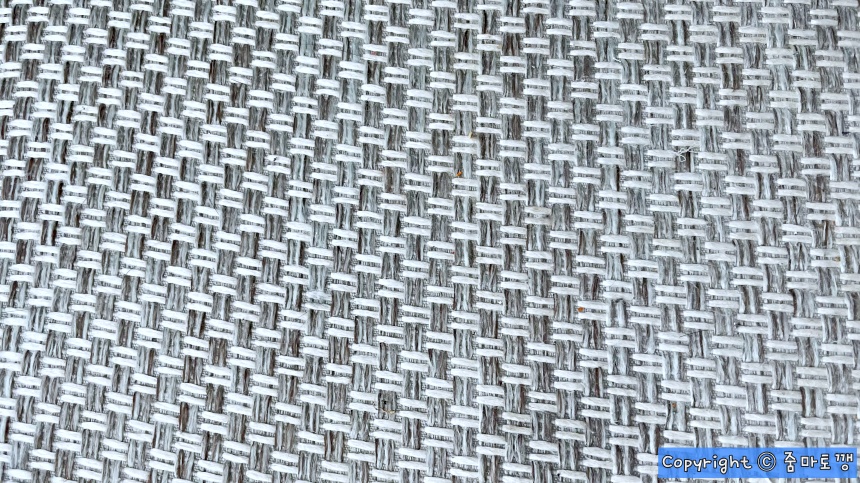 깨끗이-제거된-러그