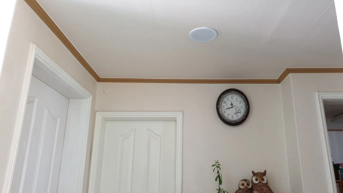 매립형 LED 전등 설치 완료 모습