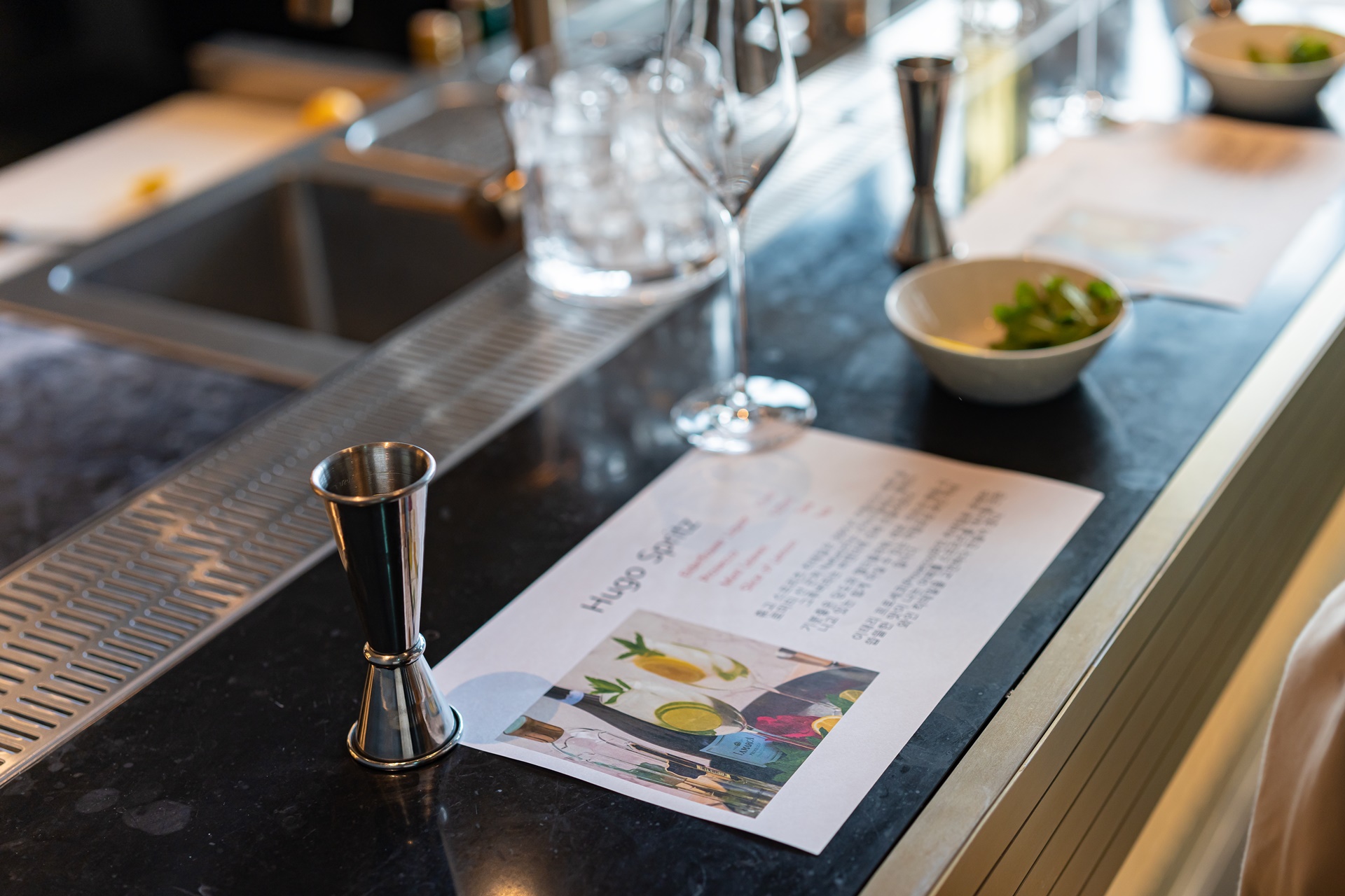 #JW메리어트제주리조트 #JW메리어트제주호텔 #TheFlyingHog #더플라잉호그 #제주레스토랑 #제주맛집 #제주여행 #제주요리 #제주호텔 #칵테일만들기