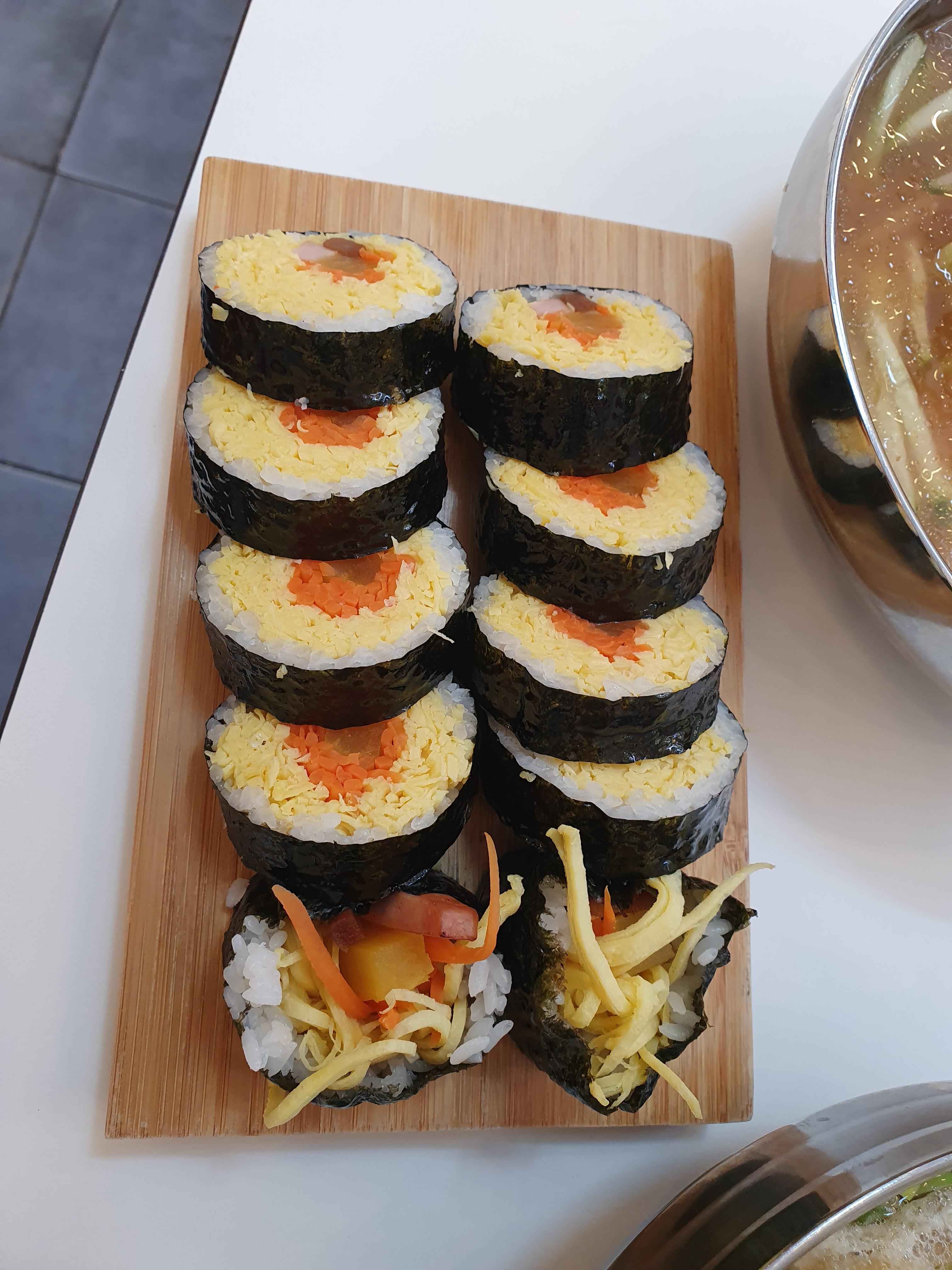 원내동 잔치국수 넘치는 국수한그릇 계란지단 김밥 비주얼이 좋다^^