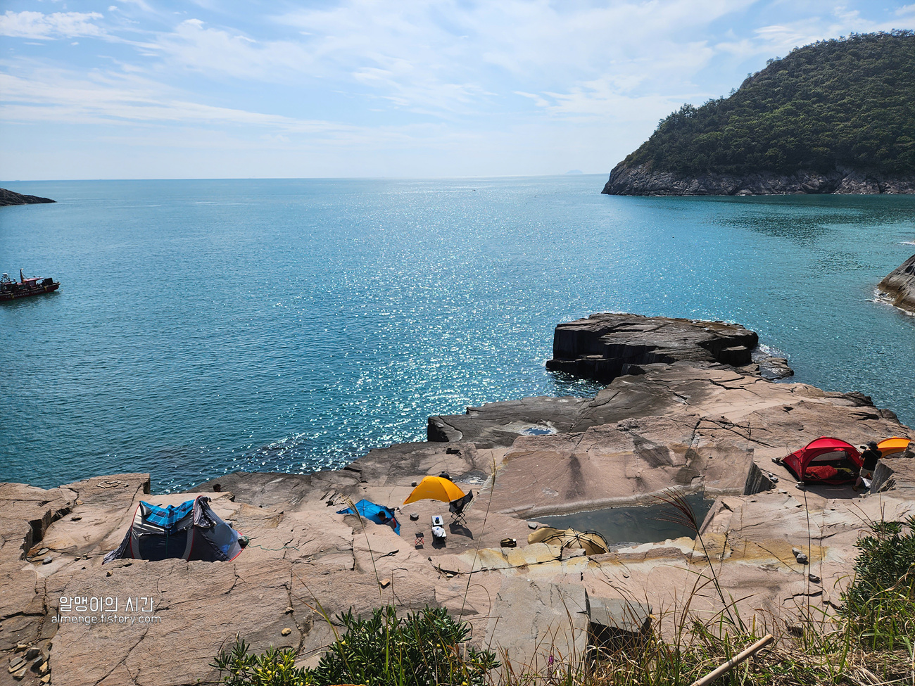 #26-2 여수 개도 백패킹_여기 온돌 돌침대 있어요 (노지 캠핑) - undefined - 장수...아니 개도 돌침대 (feat. 온돌도 됨) #26-2 여수 개도 백패킹_여기 온돌 돌침대 있어요 (노지 캠핑) - undefined - 장수...아니 개도 돌침대 (feat. 온돌도 됨)
