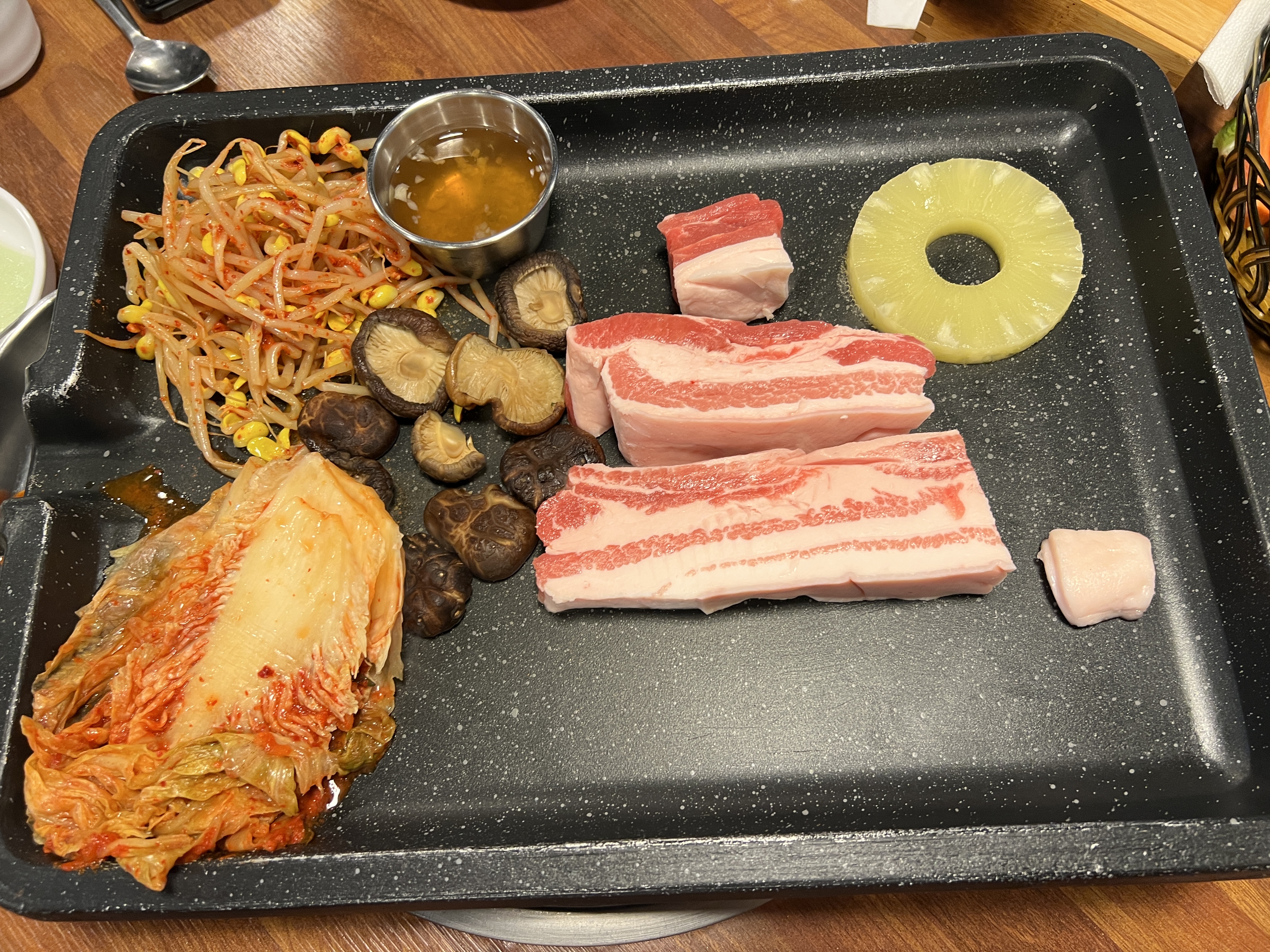 제주 동문시장 흑돼지맛집