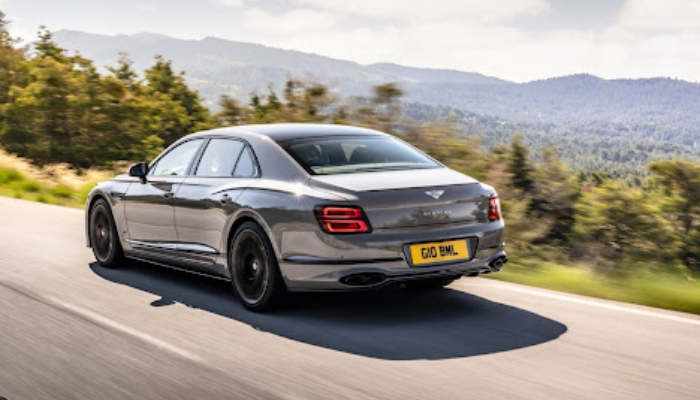 벤틀리 플라잉스퍼 중고차 가격 시세표 연비