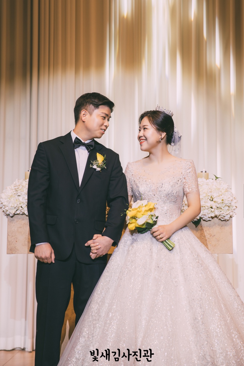 위더스 영등포 펠리체홀 본식스냅 축가 정면