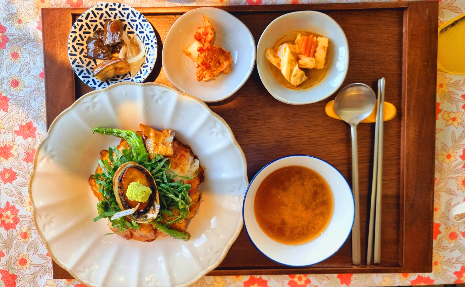 언니식탁 메뉴 구성