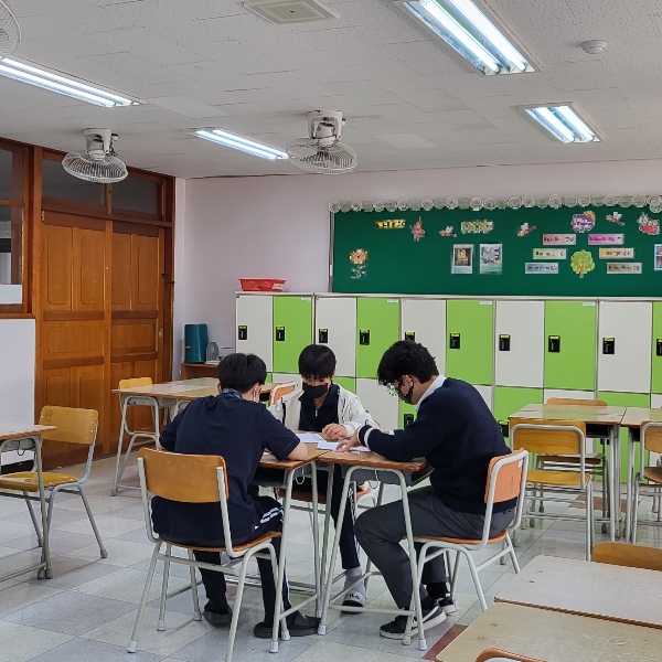 중1 첫 지필고사를 앞두고 : 마이클 샌델의 '능력주의'와 교실의 딜레마