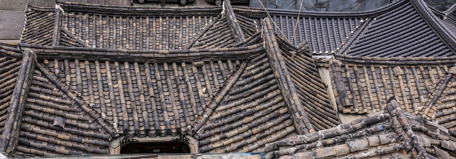 전통이 살아 숨쉬는 북촌한옥마을