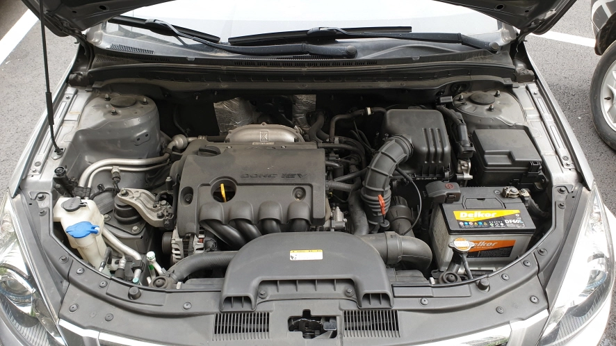 아이써티 엔진룸 배터리 위치