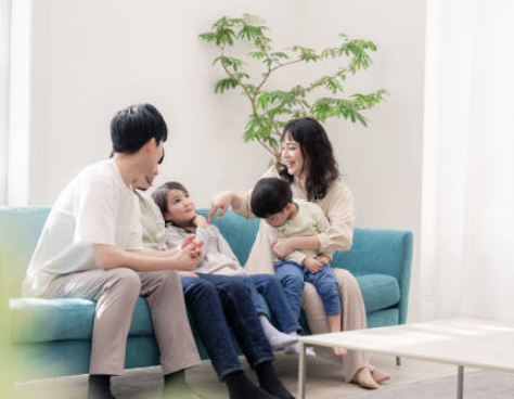 가정이 아이의 첫 번째 사회 교과서인 까닭