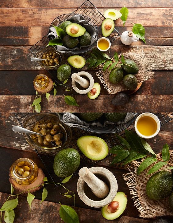 손톱이 잘 부러지는 이유 해결하기 깨지는, 갈라지는 이유