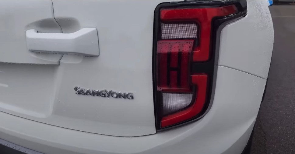 [신차구매추천] 가성비 좋은 SUV 실물이 멋진 토레스 가격표, 연비, 실내, 사전예약