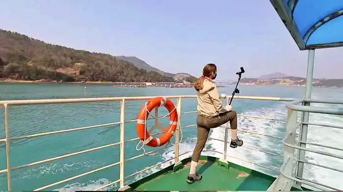 어서와 한국은 처음이지 여수 개도 백패킹 떠난 모델 안나 전라도 남도 백반 쑥전과 미역 초무침을 시작으로 도다리쑥국과 갓 잡아 튀긴 농어구이 맛집 위치