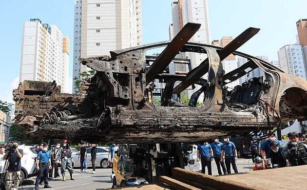 인천 청라아파트 화재 원인이었던 벤츠 차량