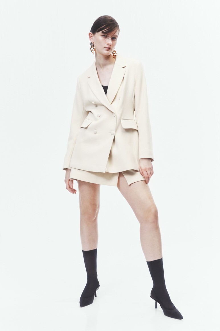 화이트블레이저