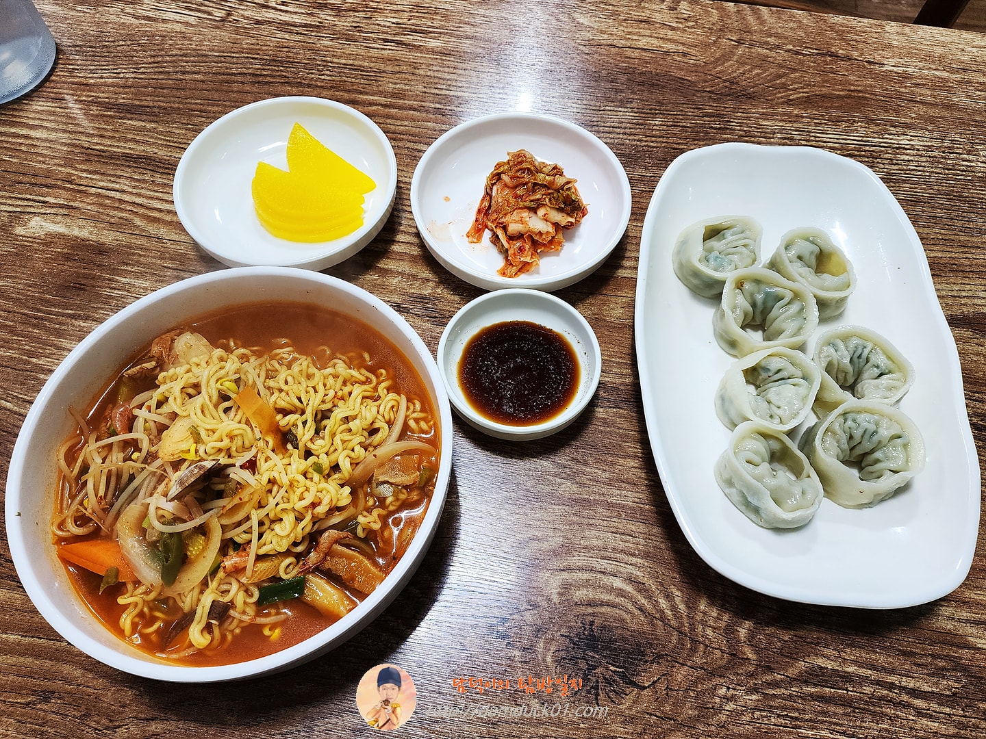 짬뽕라면 & 고기만두