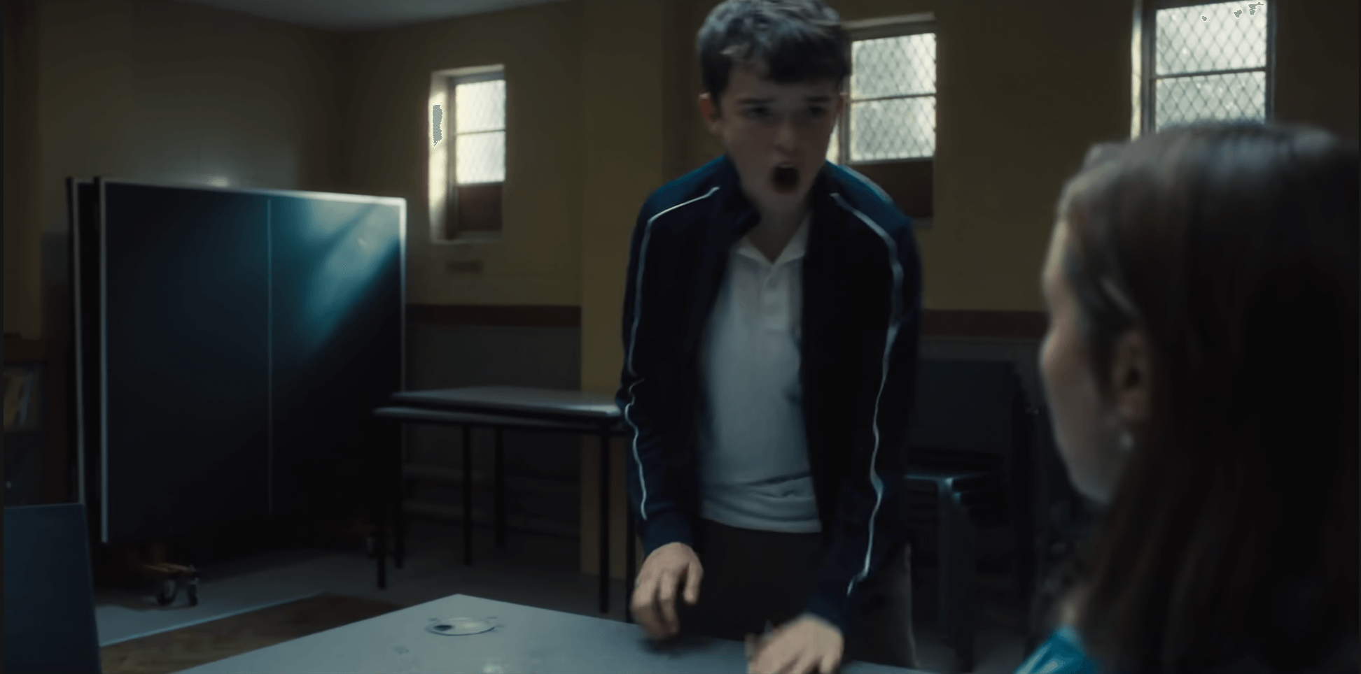 심리 상담사에게 소리 지르고 겁을 주려는 제이미