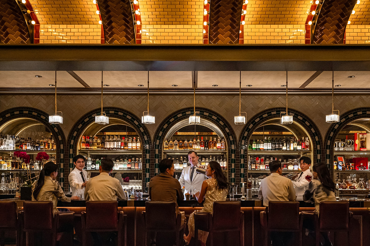 미식의 새로운 기준: 찰스 H. 바(Charles H. Bar)