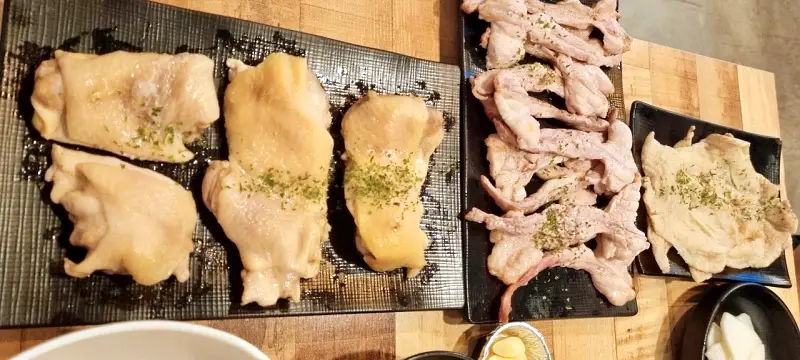투데이 맛있는 메뉴 닭 특수부위 연골, 안창살, 닭껍질, 허벅지살, 닭목살 숯불 구이 맛있는 식당 추천 부산 남천동 맛집