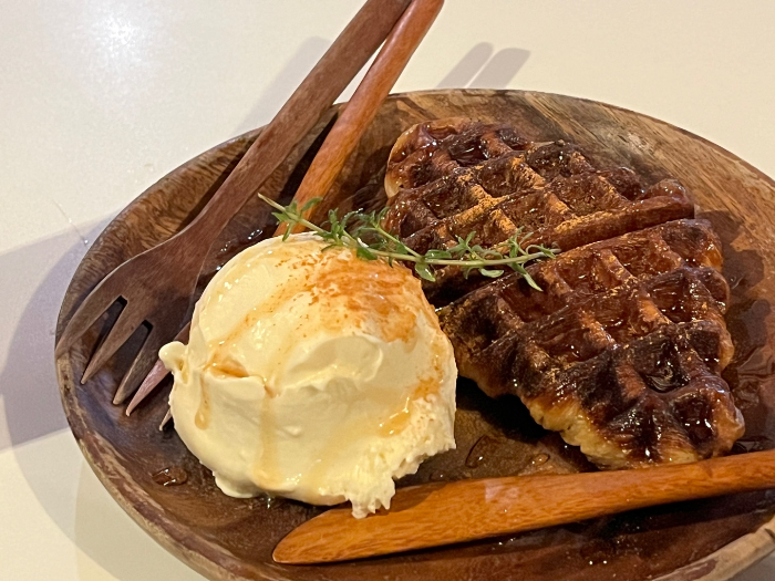 바닐라 아이스크림 & 크로플