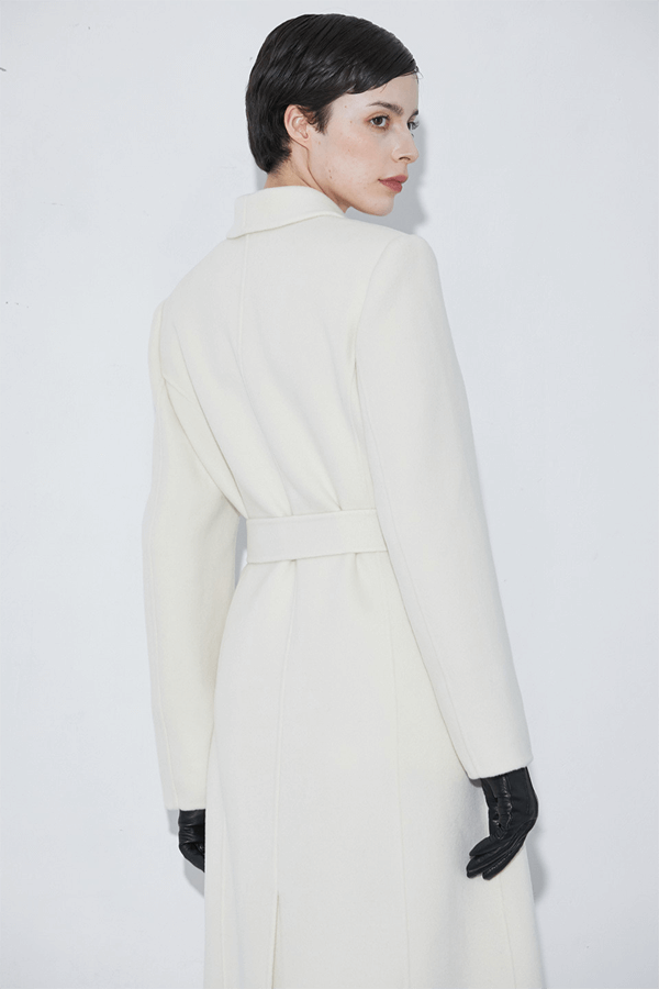 손해 보기 싫어서 9회 신민아 코트