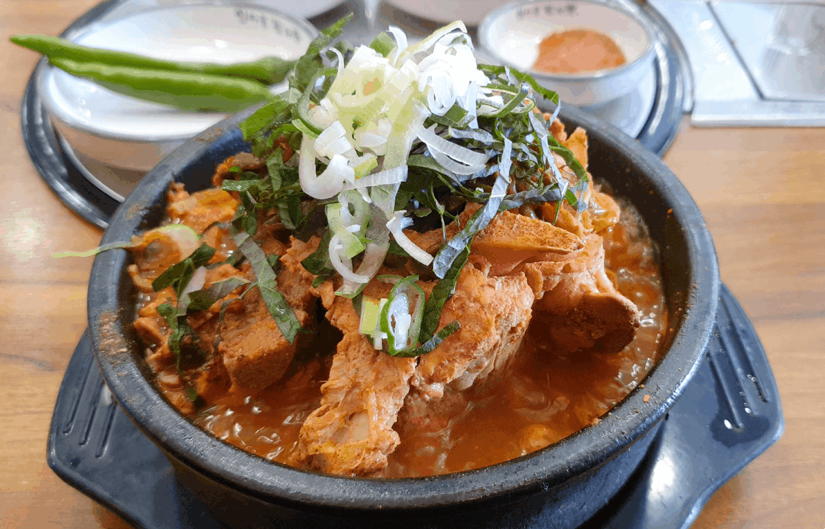 신사골감자탕 야탑점 뼈해장국1