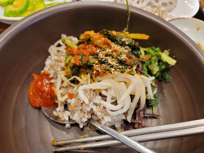찰보리밥 비빔