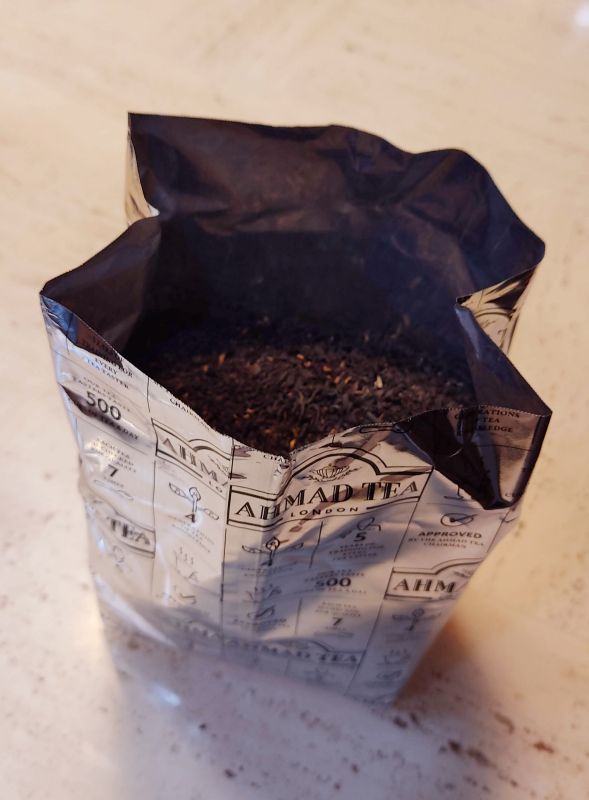 아쌈홍차 개봉한 모습