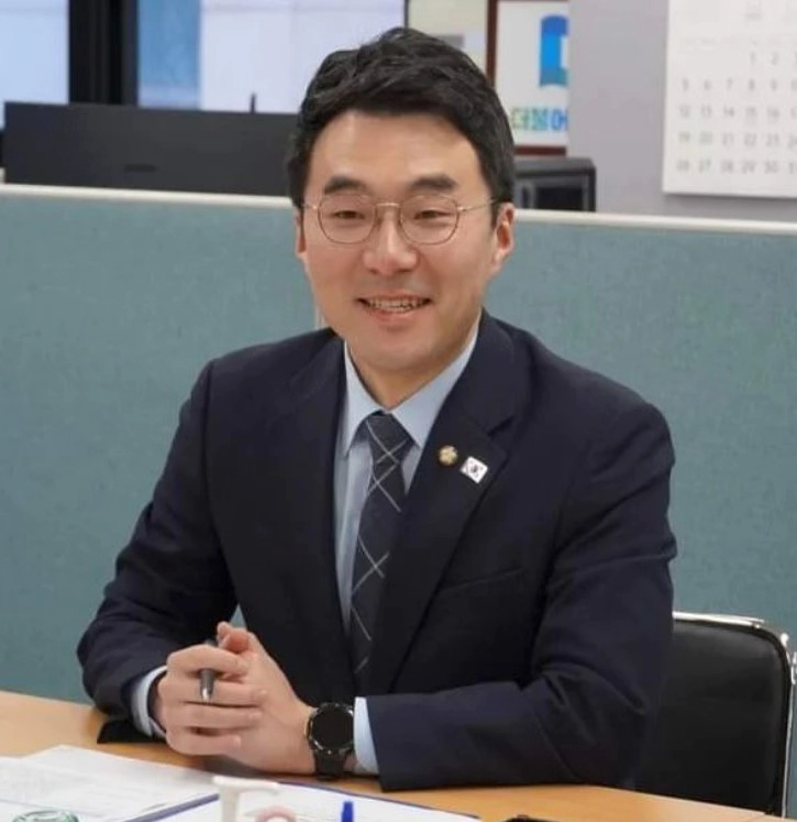 김남국 국회의원 나이 학력 재산 프로필